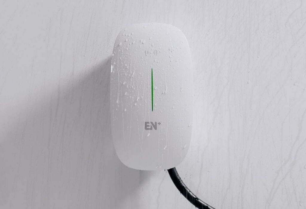 Ist es sicher, Ihr Elektrofahrzeug im Regen aufzuladen (en plus Heimladelösungen für Elektrofahrzeuge)?
